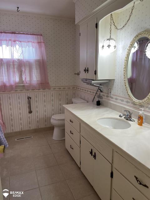 5995 E M 71, Corunna, MI 48817 photo 12