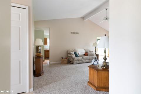 21731 Sunset, Macomb, MI 48044 photo 5