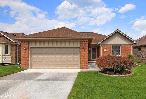 21731 Sunset, Macomb, MI 48044 photo 2