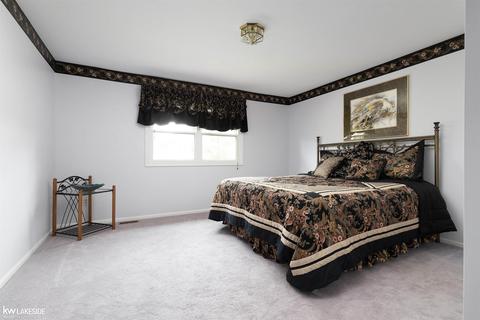 21731 Sunset, Macomb, MI 48044 photo 16