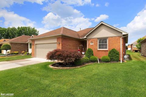 21731 Sunset, Macomb, MI 48044 photo 1