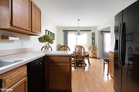 21731 Sunset, Macomb, MI 48044 photo 14