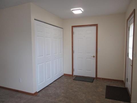 1601 Carriage Dr, Tecumseh, MI 49286 photo 6