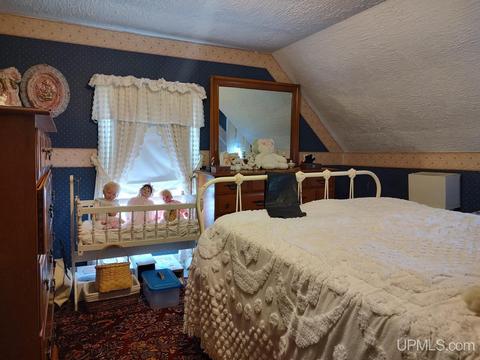 104 Eastern Ave, L'anse, MI 49946 photo 12