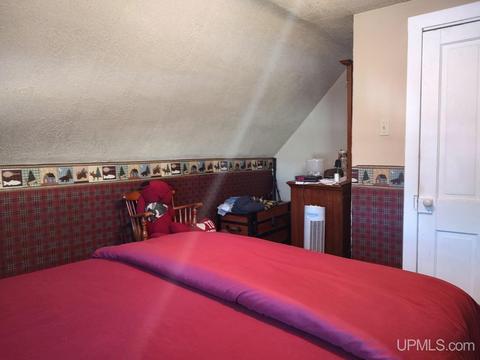 104 Eastern Ave, L'anse, MI 49946 photo 10