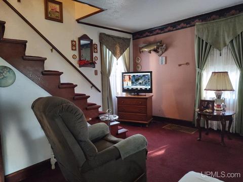 104 Eastern Ave, L'anse, MI 49946 photo 25