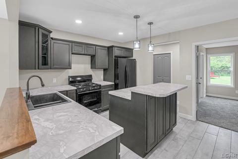 3047 E Carleton, Adrian, MI 49221 photo 36