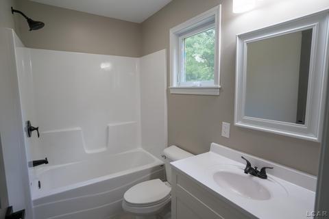 3047 E Carleton, Adrian, MI 49221 photo 38