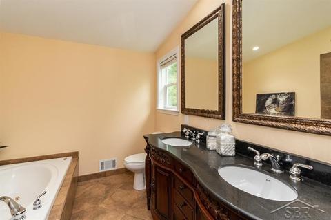 4727 E Monroe Rd, Midland, MI 48642 photo 11