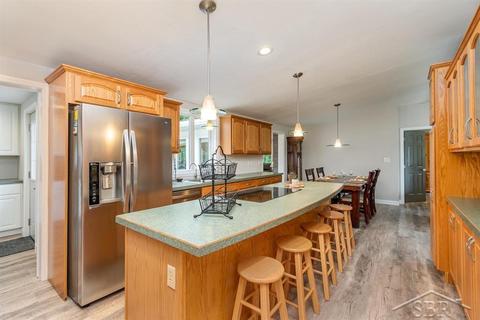 4727 E Monroe Rd, Midland, MI 48642 photo 7