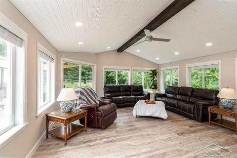 4727 E Monroe Rd, Midland, MI 48642 photo 9