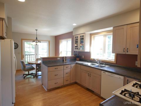6300 Lagoon Ln, Mohawk, MI 49950 photo 19