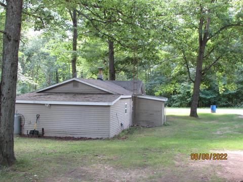 2258 W Jefferson, Harrison, MI 48625 photo 17