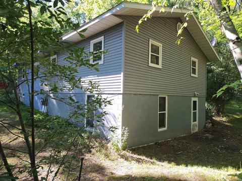 611 Wilson, Harrison, MI 48625 photo 2