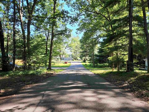 611 Wilson, Harrison, MI 48625 photo 20