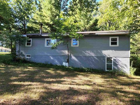 611 Wilson, Harrison, MI 48625 photo 18