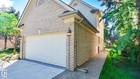 20450 Windham, Macomb, MI 48044 photo 3