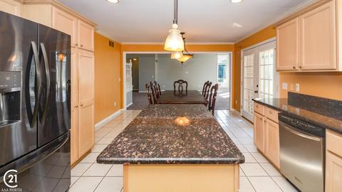 20450 Windham, Macomb, MI 48044 photo 18