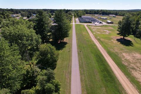 264 E Main, Farwell, MI 48622 photo 13