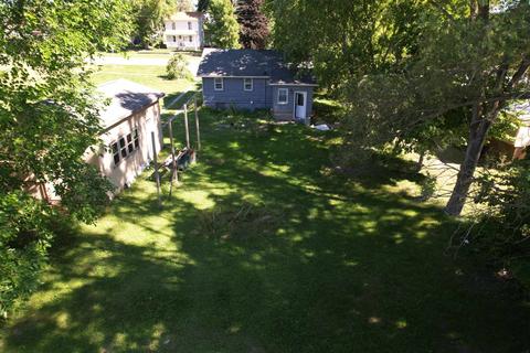 264 E Main, Farwell, MI 48622 photo 2