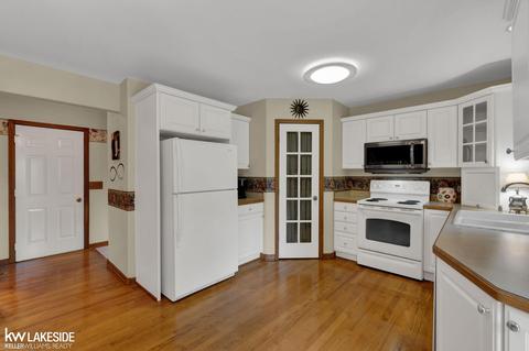 2088 S State, Davison, MI 48423 photo 11
