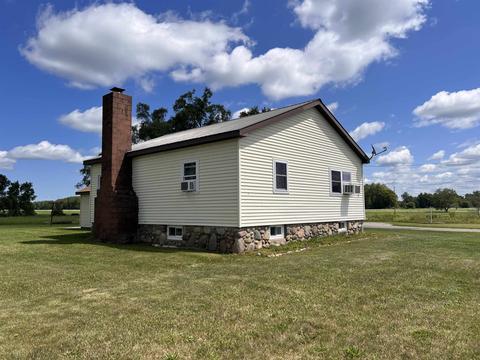 5601 E Arnold Lake Rd, Harrison, MI 48625 photo 21