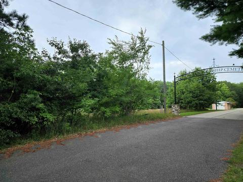601 Lake, Lake, MI 48632
