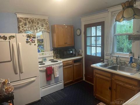240 Edgewater, Algonac, MI 48001 photo 11