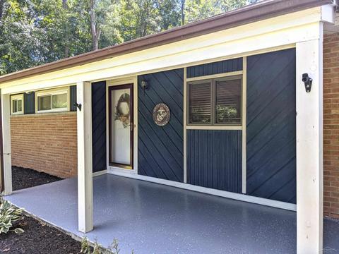 5238 Berneda Dr, Flint, MI 48506 photo 2