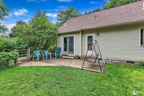 2285 Mason Dr, Temperance, MI 48182 photo 8