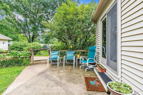 2285 Mason Dr, Temperance, MI 48182 photo 10