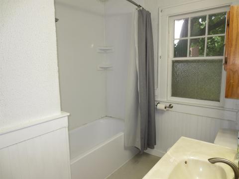 854 Frank St, Flint, MI 48504 photo 26