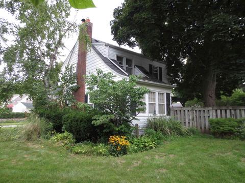 854 Frank St, Flint, MI 48504 photo 2
