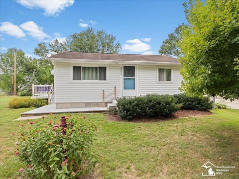 3254 Monrona, Monroe, MI 48162 photo 3