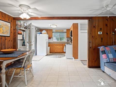 3254 Monrona, Monroe, MI 48162 photo 7