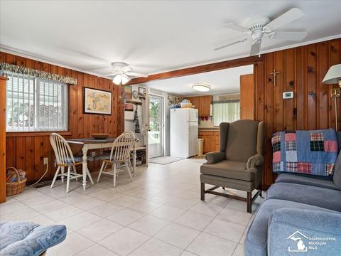3254 Monrona, Monroe, MI 48162 photo 5