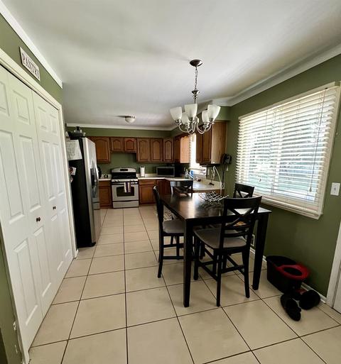 1306 Donal Dr, Flint, MI 48532 photo 8