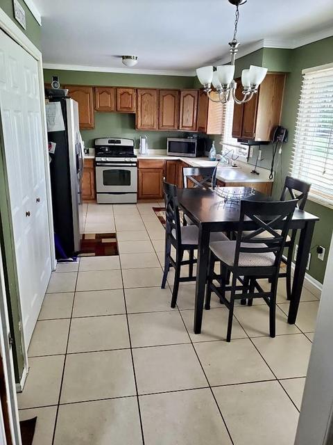 1306 Donal Dr, Flint, MI 48532 photo 9