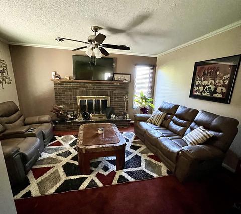 1306 Donal Dr, Flint, MI 48532 photo 5
