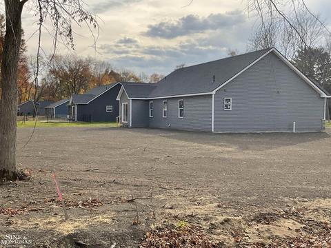 8755 Stone Rd, Algonac, MI 48001 photo 13