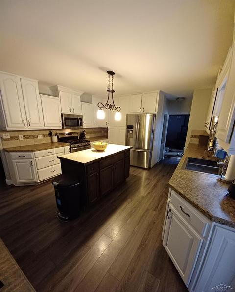 5307 Pinewood Dr, Flushing, MI 48433 photo 10