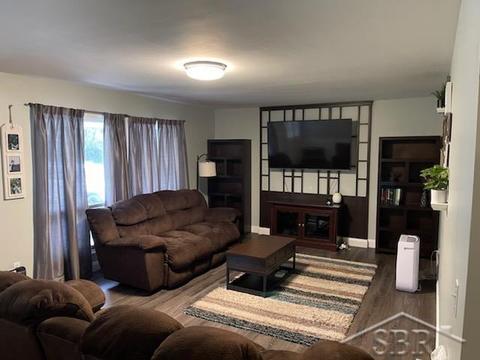 5307 Pinewood Dr, Flushing, MI 48433 photo 6