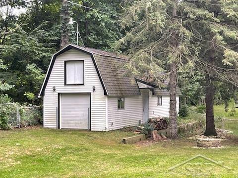 5307 Pinewood Dr, Flushing, MI 48433 photo 33