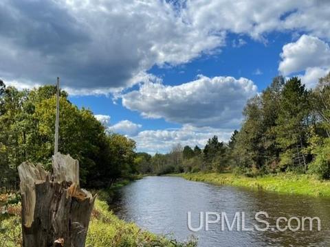 6715 Brule Bridge Rd, Florence, WI 54121 photo 3