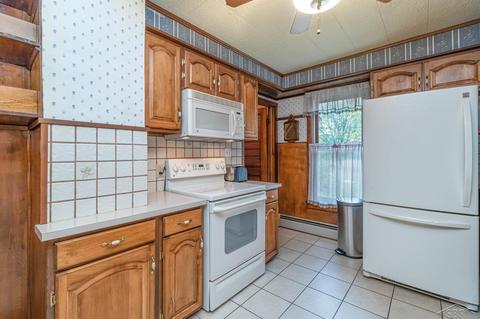 474 E Temple, Harrison, MI 48625 photo 8