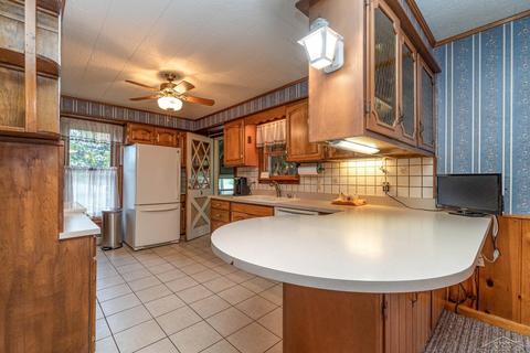 474 E Temple, Harrison, MI 48625 photo 6