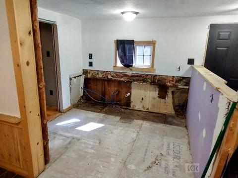 6891 Carpenter Rd, Harrison, MI 48625 photo 5