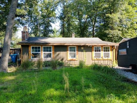 6891 Carpenter Rd, Harrison, MI 48625