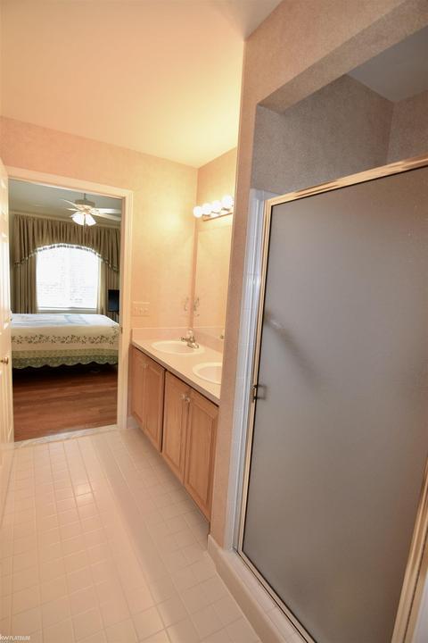 20738 Kenmare Dr, Macomb, MI 48044 photo 12