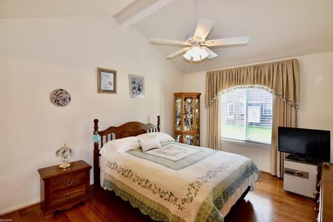 20738 Kenmare Dr, Macomb, MI 48044 photo 9